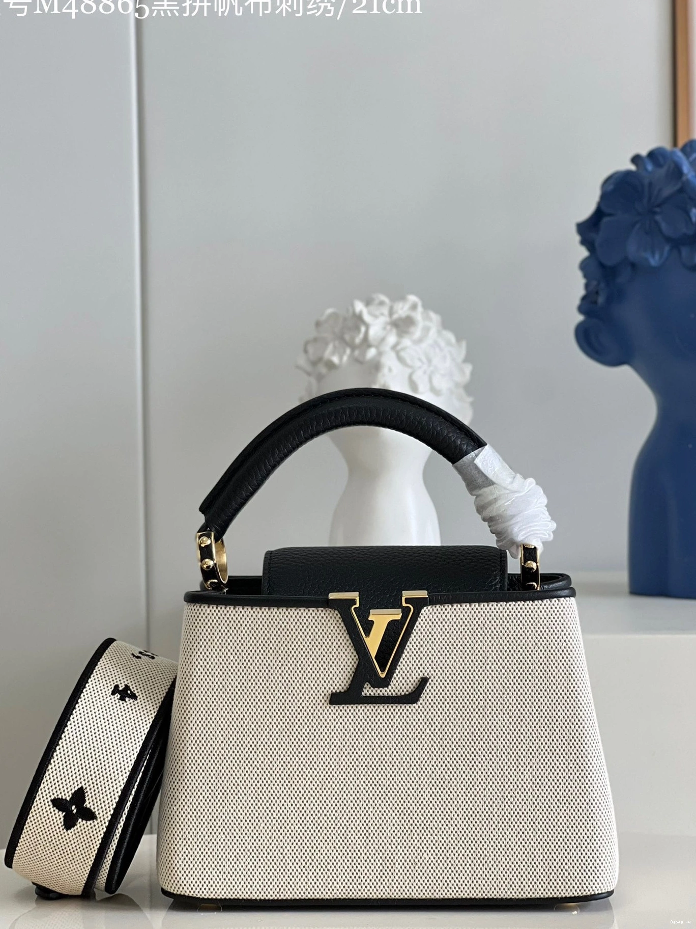CAPUCINES VUITTON LOUIS MINI 0815